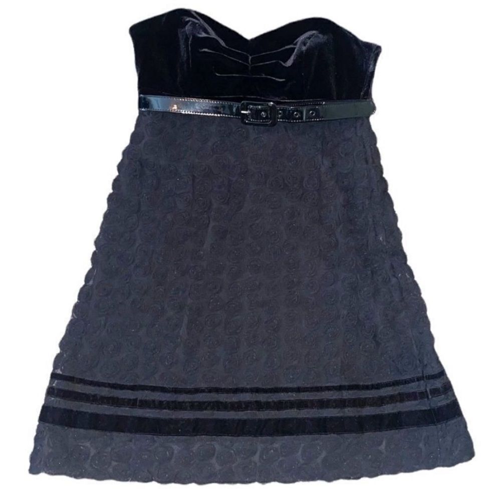 Betsey Johnson Vintage 90’s Velvet Rosette Strapless Sweetheart Mini Dress